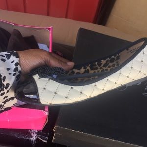 Dressy Quilted Flats❤️  colors : Cream/ Red /Black